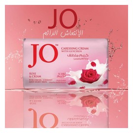 جو صابون كريمى اماراتى ورد 110 جم 